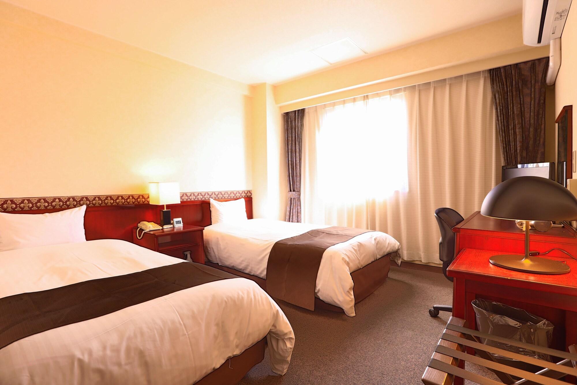 Kochi Sunrise Hotel Экстерьер фото