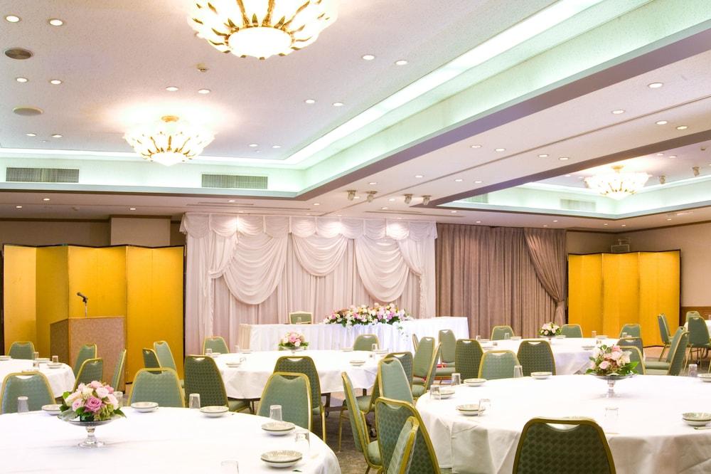 Kochi Sunrise Hotel Экстерьер фото